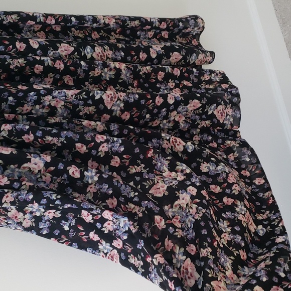 Pink Lily dark floral long sleeve maxi dress size small - Picture 5 of 11